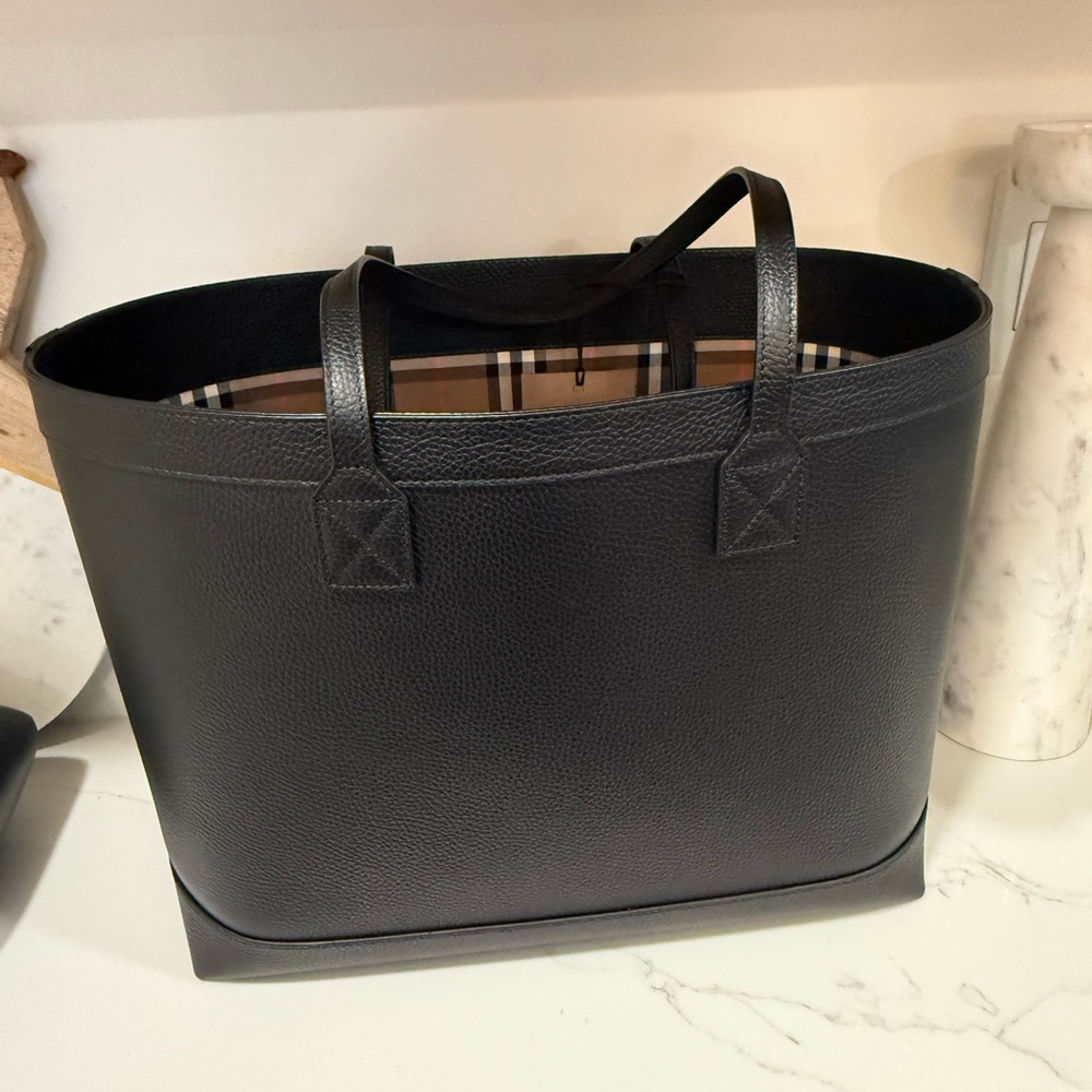 NEW Burberry London Tote
